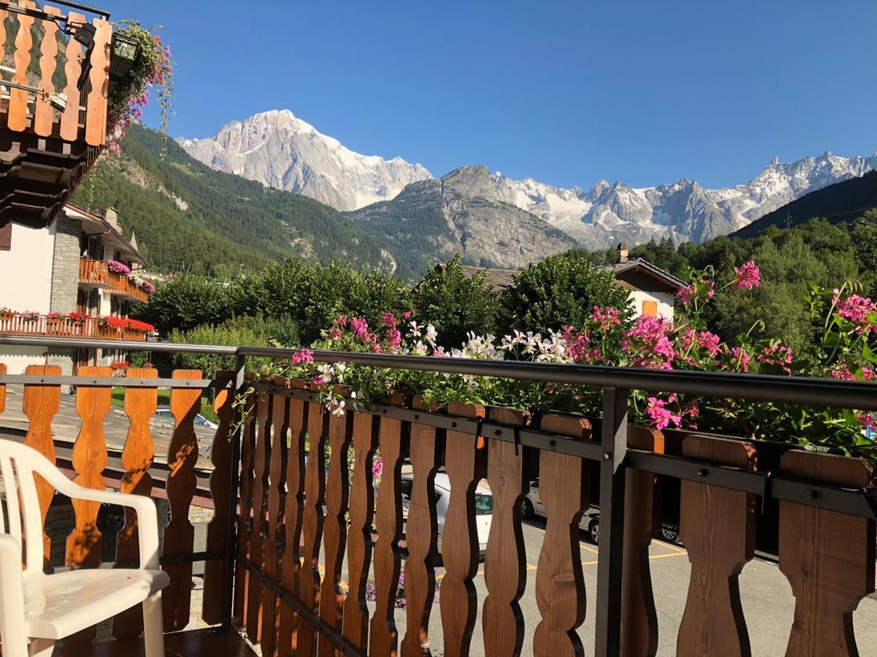 Hotel Edelweiss Pré-Saint-Didier Eksteriør bilde
